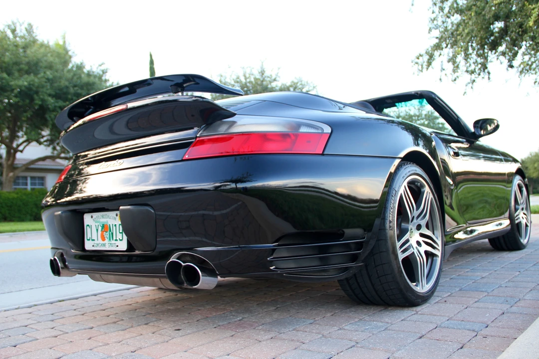 2004 Porsche 996 Turbo - Image 13 of 31