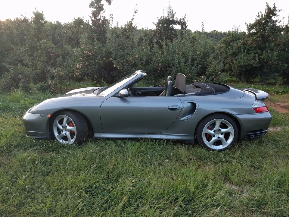 2004 Porsche 996 Turbo - Image 9 of 31