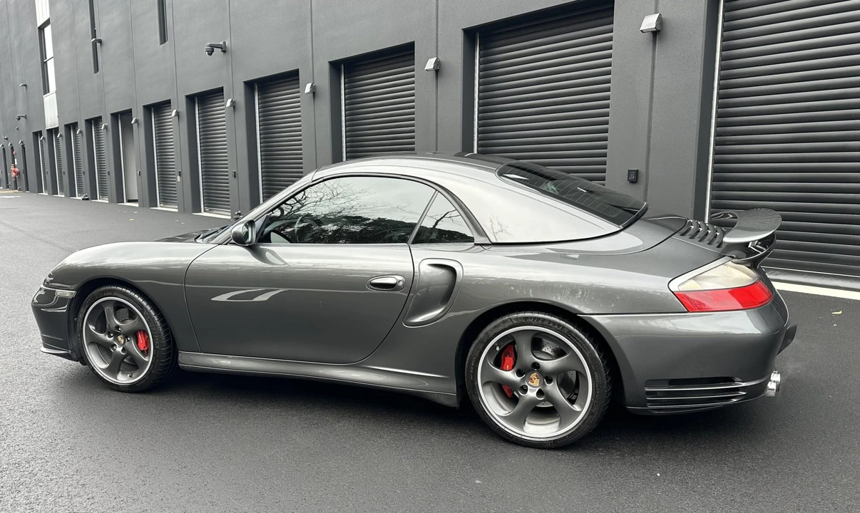 2004 Porsche 996 Turbo - Image 11 of 31