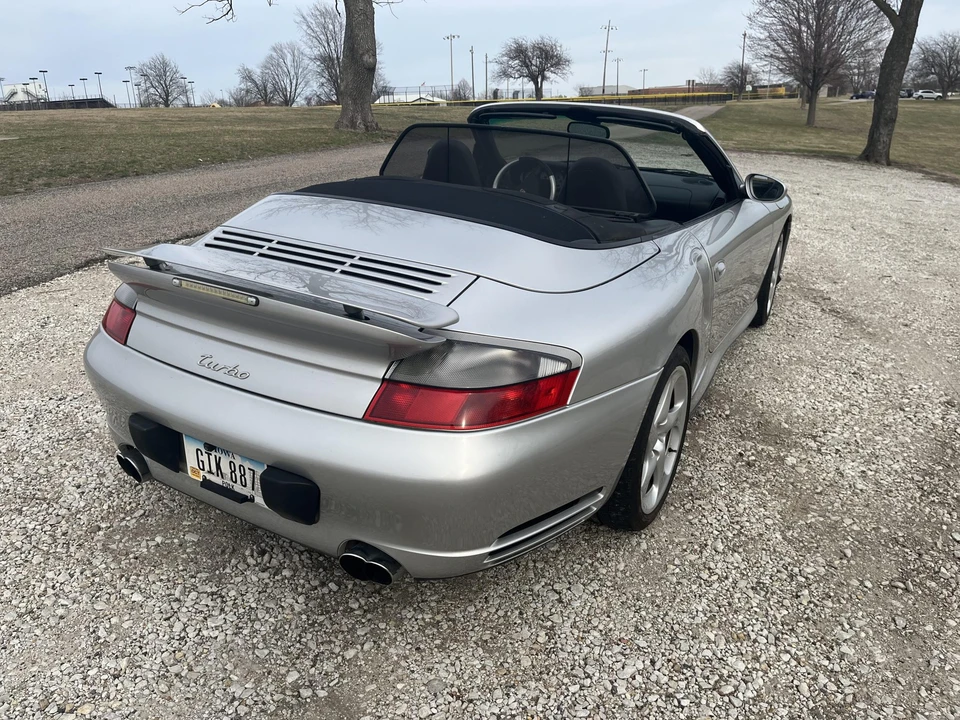 2004 Porsche 996 Turbo - Image 15 of 31