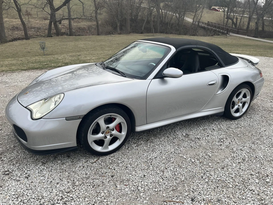 2004 Porsche 996 Turbo - Image 25 of 31