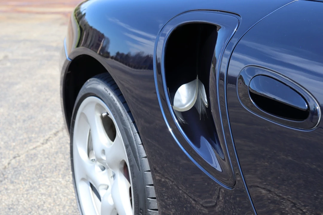 2004 Porsche 996 Turbo - Image 27 of 31