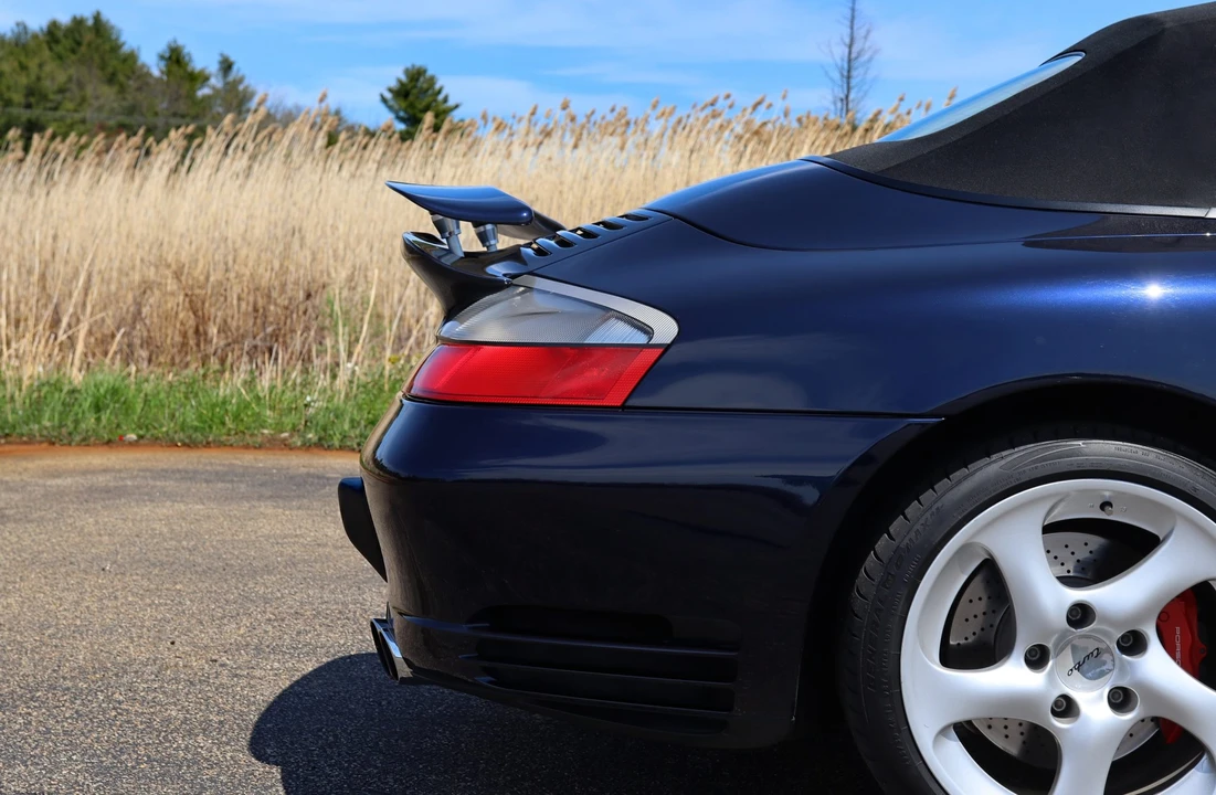 2004 Porsche 996 Turbo - Image 25 of 31