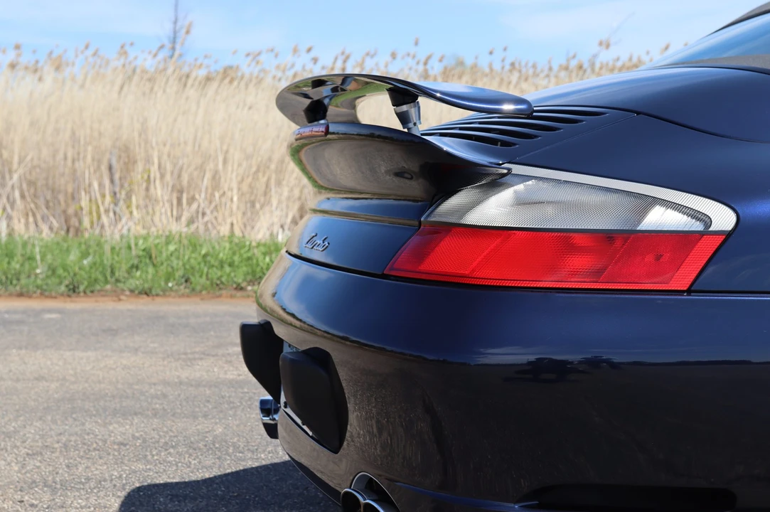 2004 Porsche 996 Turbo - Image 24 of 31