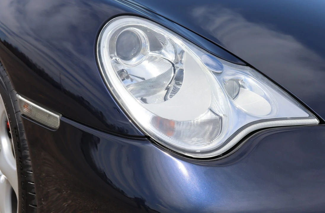 2004 Porsche 996 Turbo - Image 13 of 31