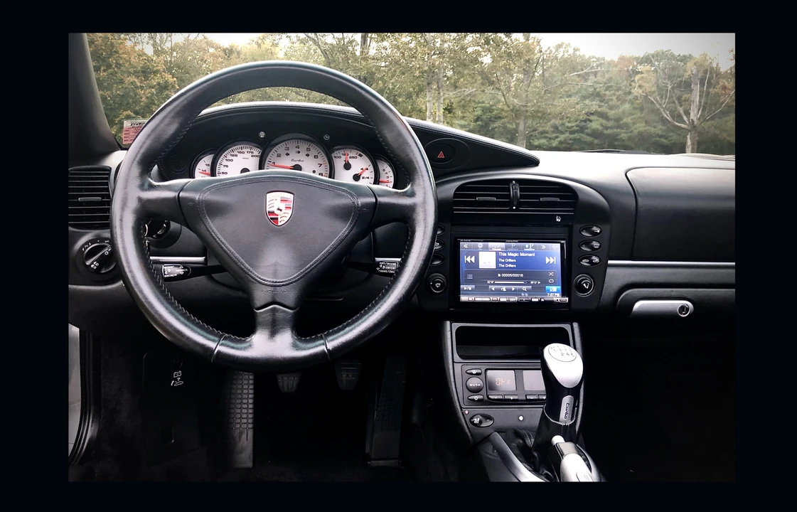 2004 Porsche 996 Turbo - Image 25 of 31