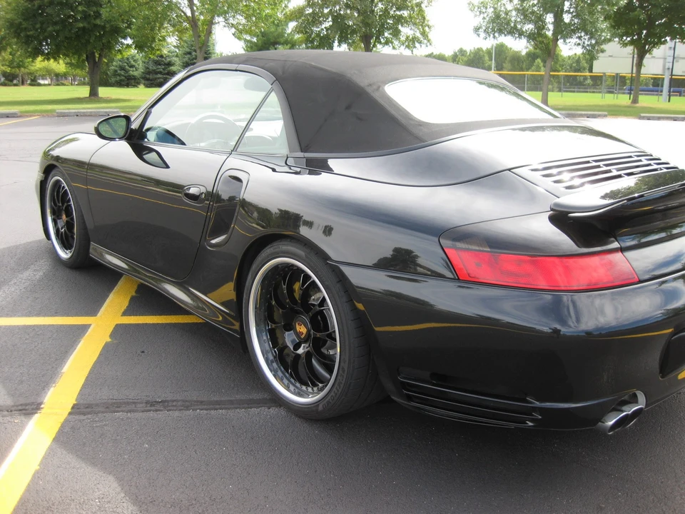 2004 Porsche 996 Turbo - Image 15 of 31