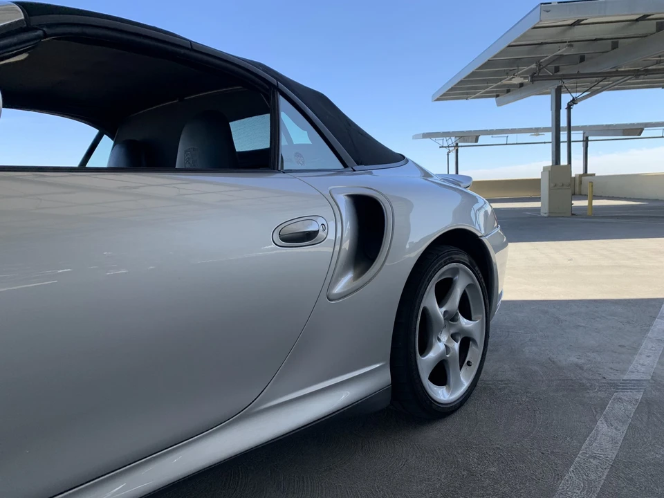 2004 Porsche 996 Turbo - Image 30 of 31