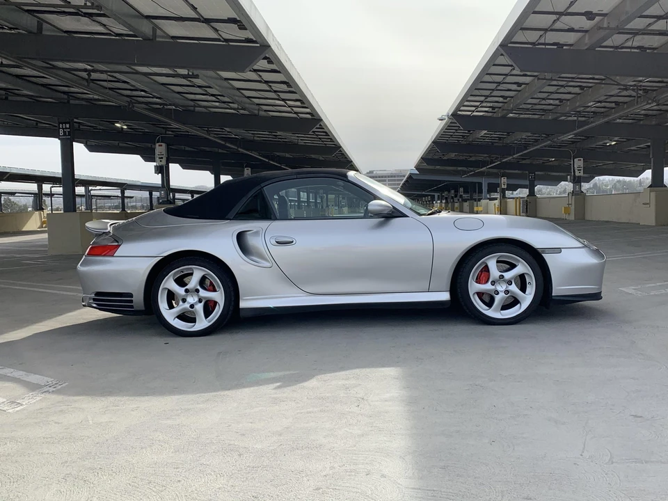 2004 Porsche 996 Turbo - Image 24 of 31