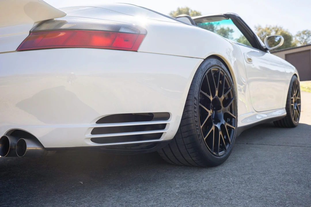 2004 Porsche 996 Turbo - Image 20 of 31