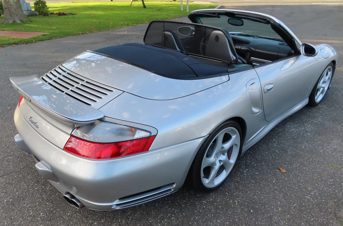 2004 Porsche 996 Turbo - Image 14 of 31