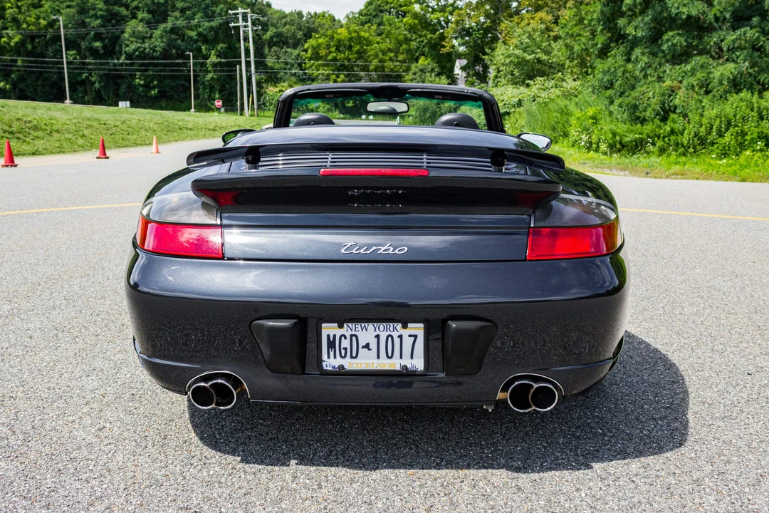 2004 Porsche 996 Turbo - Image 12 of 31