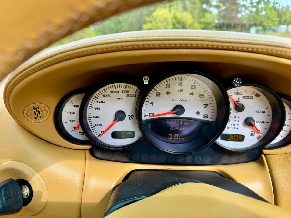 2004 Porsche 996 Turbo - Image 9 of 24