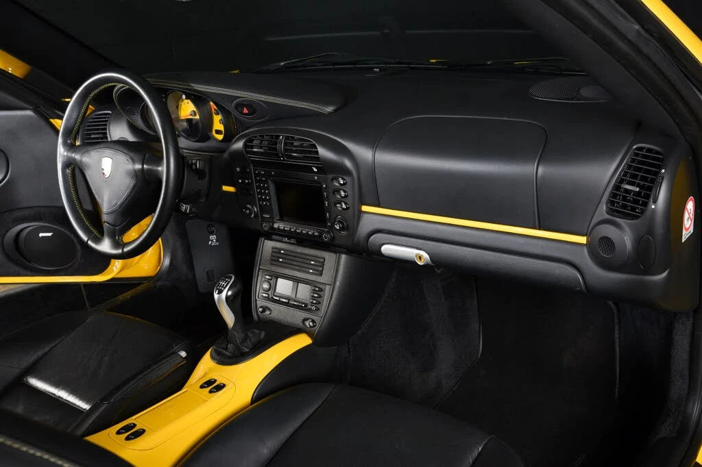 2004 Porsche 996 Turbo - Image 16 of 31