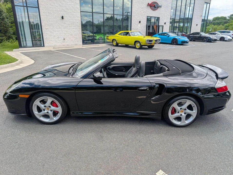 2004 Porsche 996 Turbo - Image 10 of 31