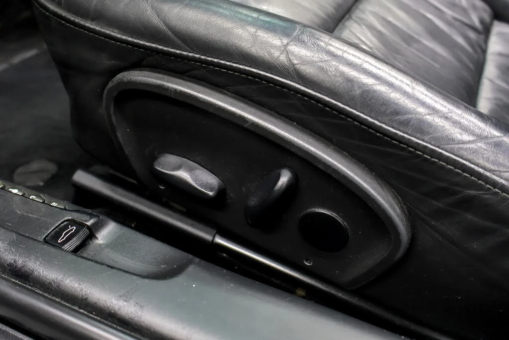 2004 Porsche 996 Turbo - Image 25 of 31