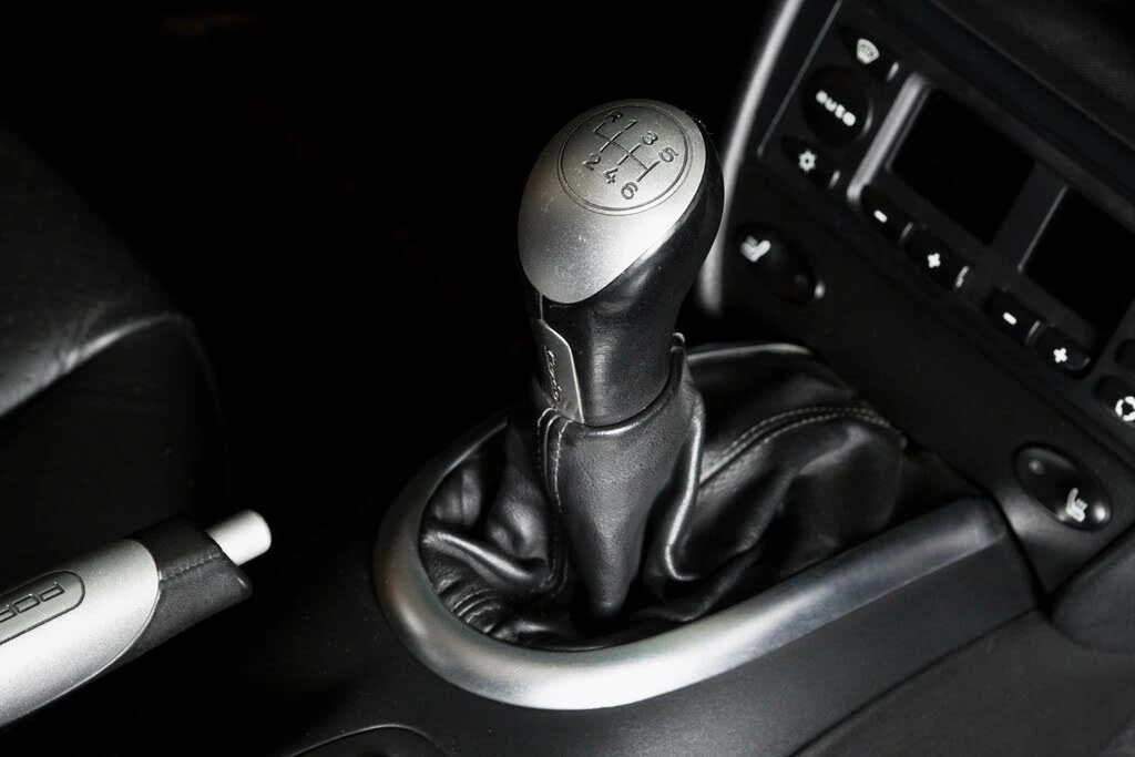 2004 Porsche 996 Turbo - Image 23 of 28