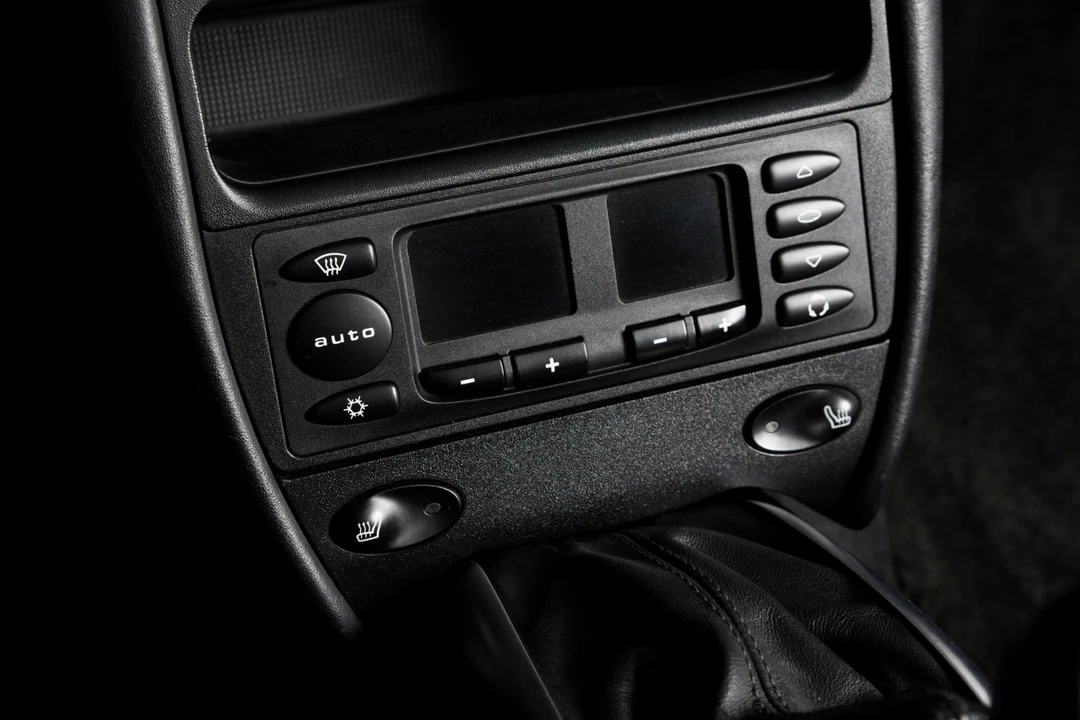 2004 Porsche 996 Turbo - Image 12 of 28