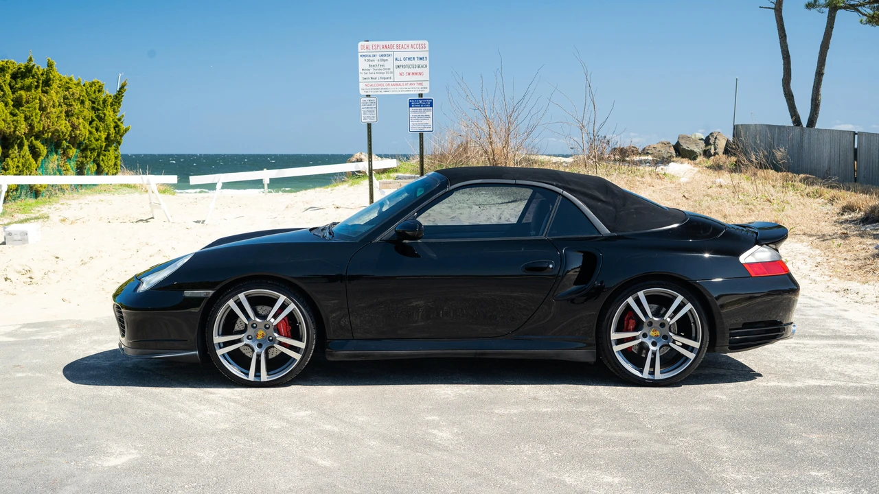 2004 Porsche 996 Turbo - Image 8 of 31
