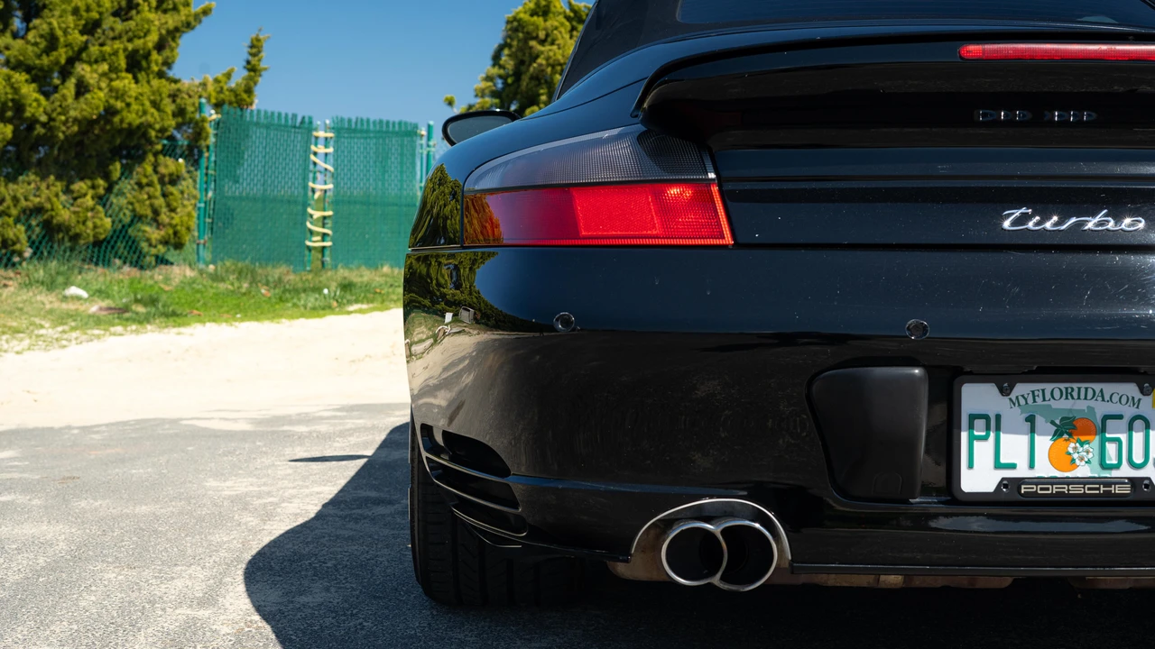 2004 Porsche 996 Turbo - Image 30 of 31