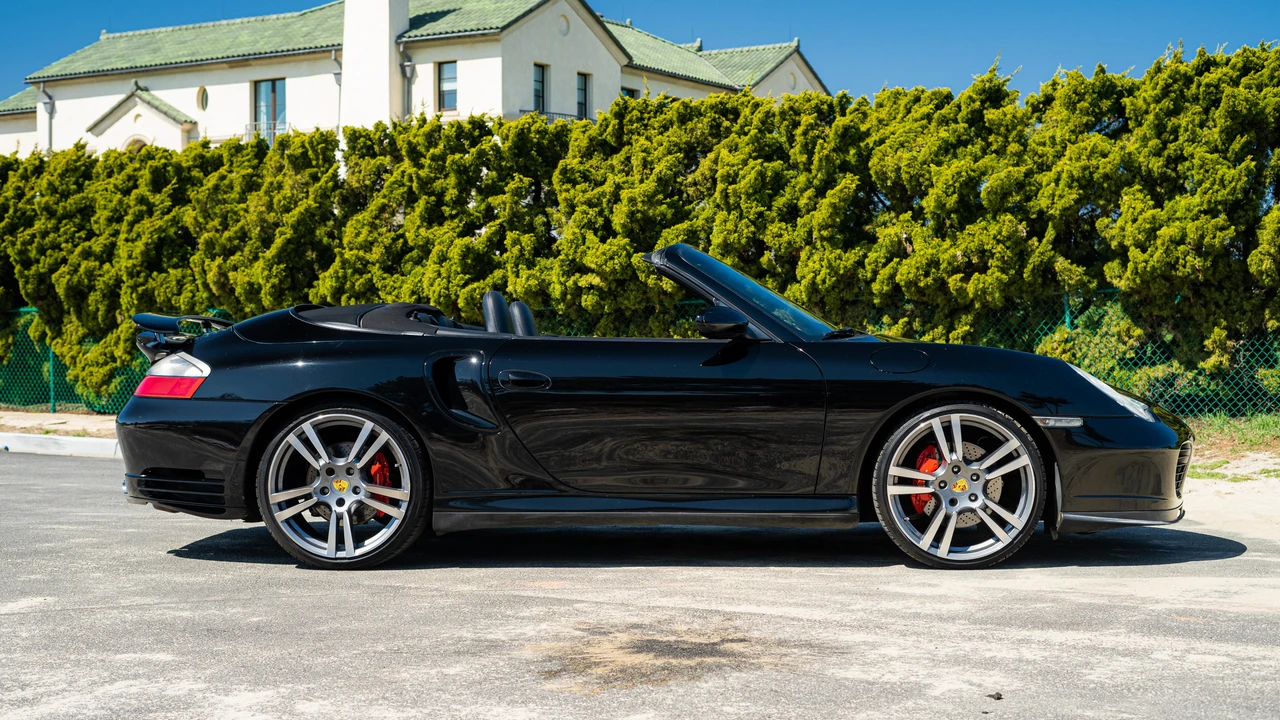 2004 Porsche 996 Turbo - Image 18 of 31