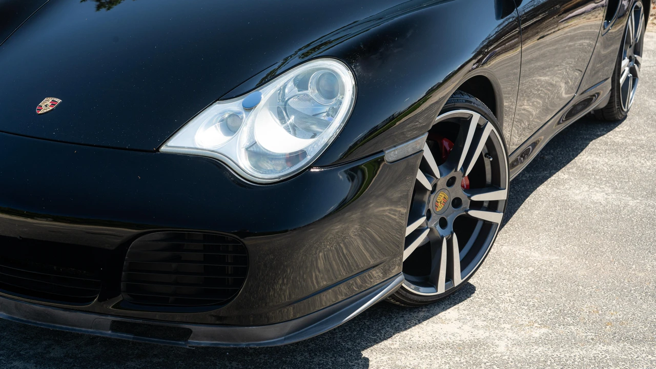 2004 Porsche 996 Turbo - Image 21 of 31