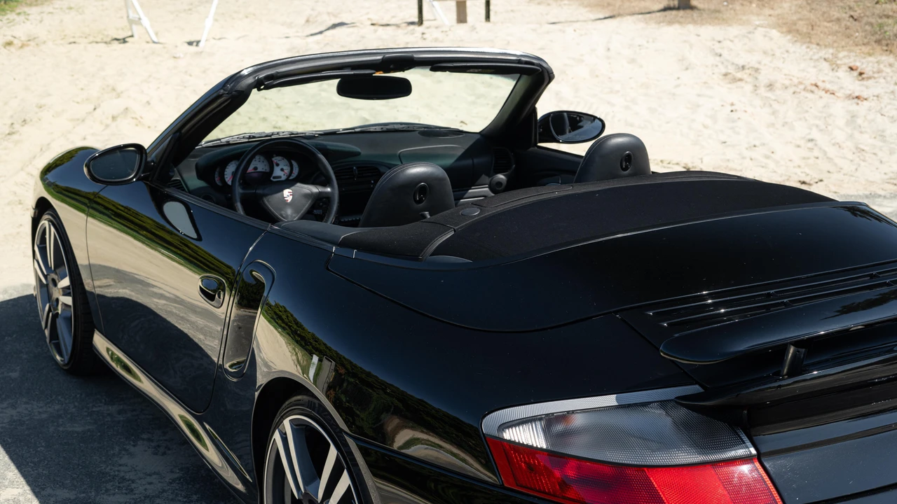 2004 Porsche 996 Turbo - Image 29 of 31