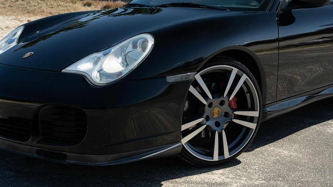 2004 Porsche 996 Turbo - Image 22 of 31