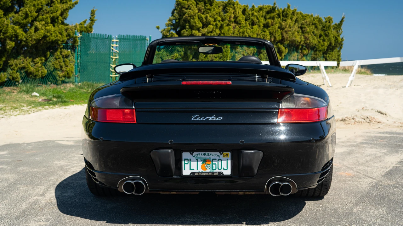 2004 Porsche 996 Turbo - Image 14 of 31