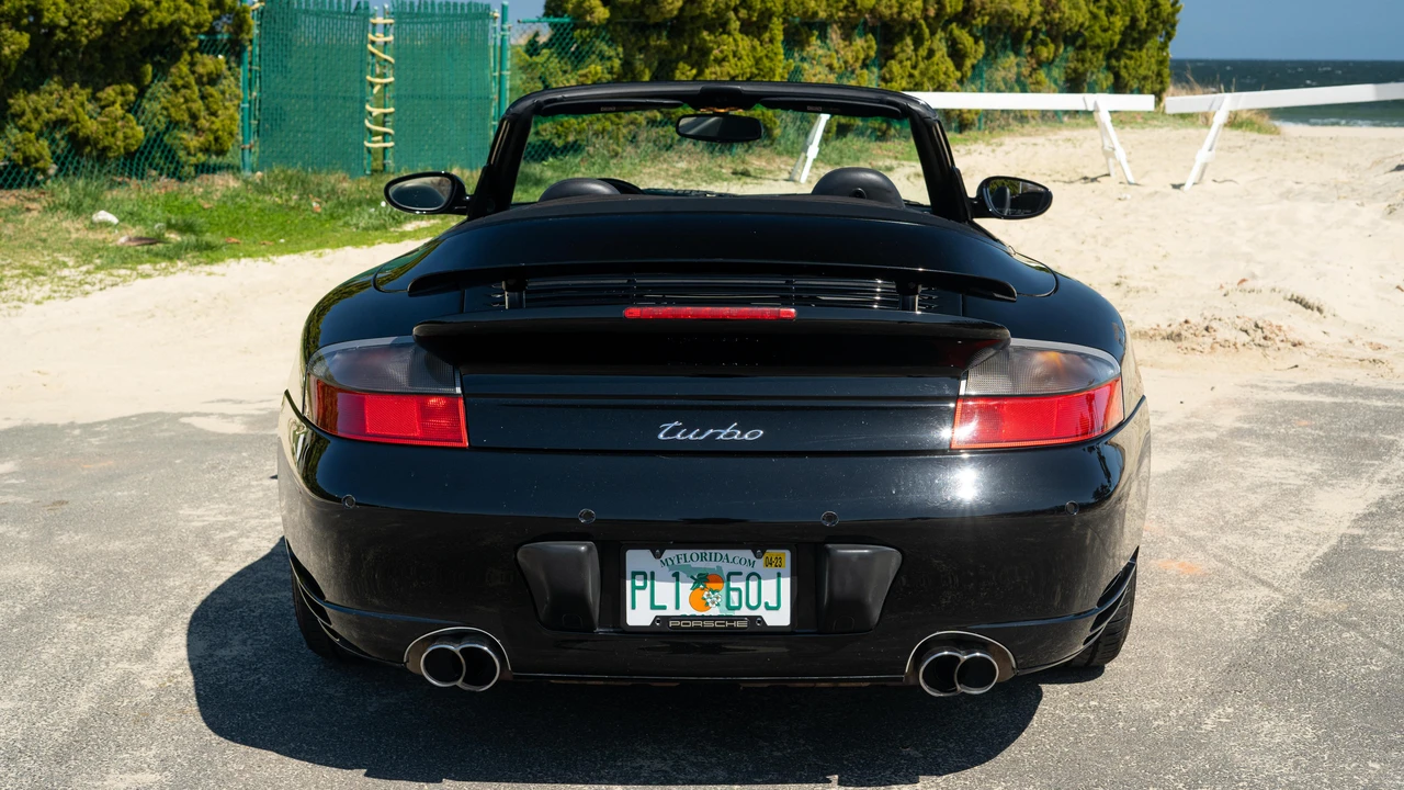 2004 Porsche 996 Turbo - Image 13 of 31