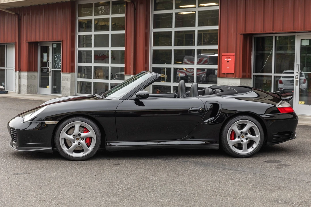 2004 Porsche 996 Turbo - Image 15 of 31