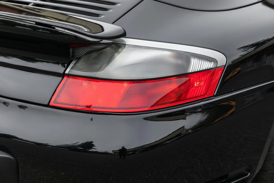 2004 Porsche 996 Turbo - Image 26 of 31