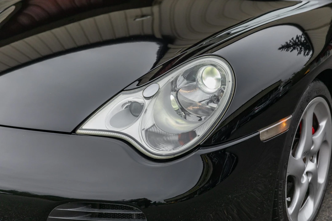 2004 Porsche 996 Turbo - Image 13 of 31