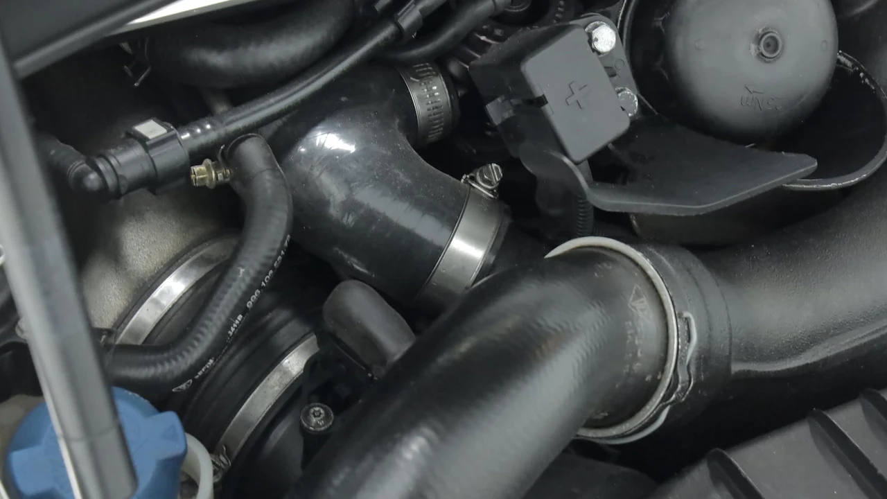2004 Porsche 996 Turbo - Image 6 of 31