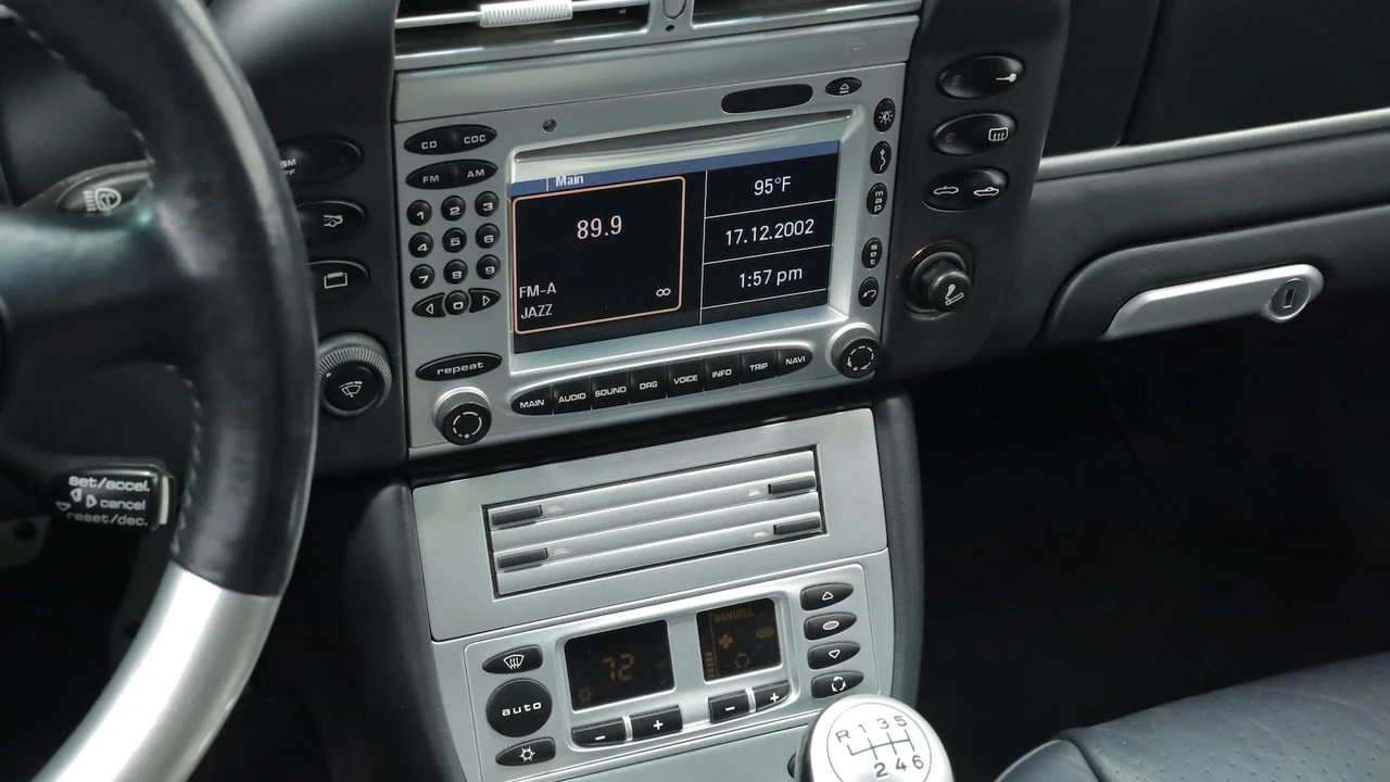 2004 Porsche 996 Turbo - Image 10 of 31