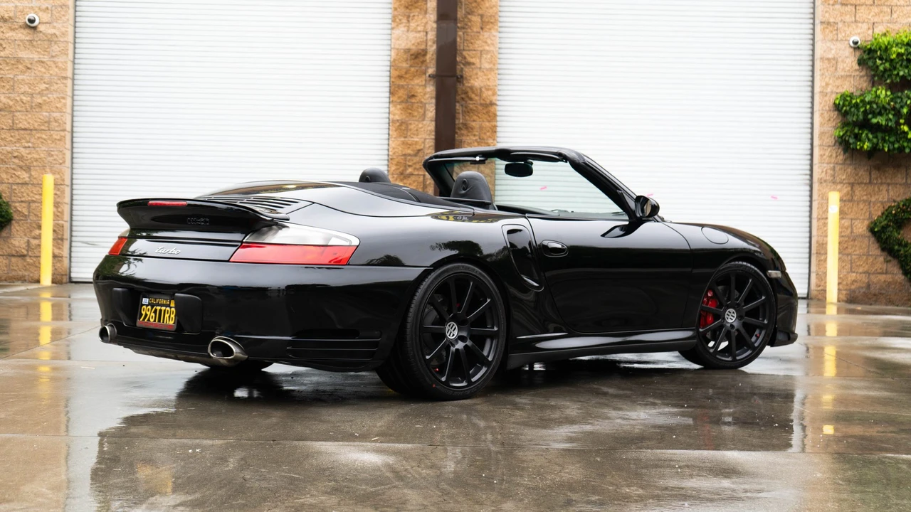 2004 Porsche 996 Turbo - Image 22 of 31