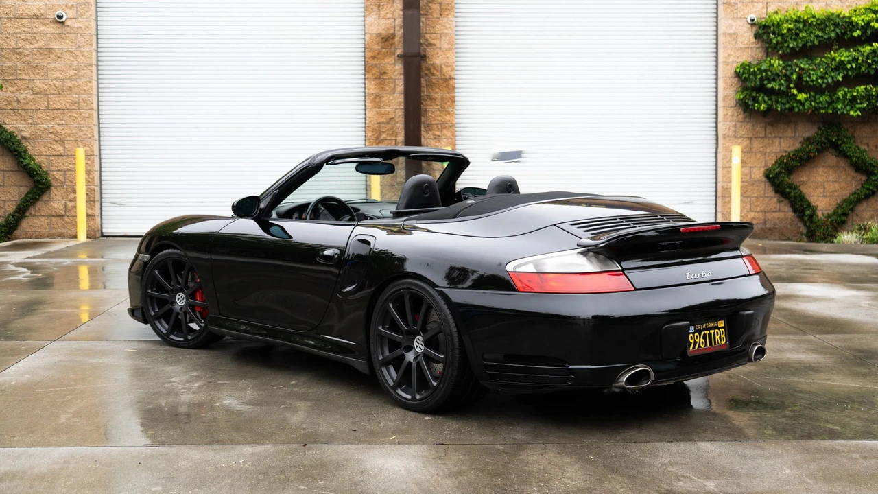 2004 Porsche 996 Turbo - Image 14 of 31