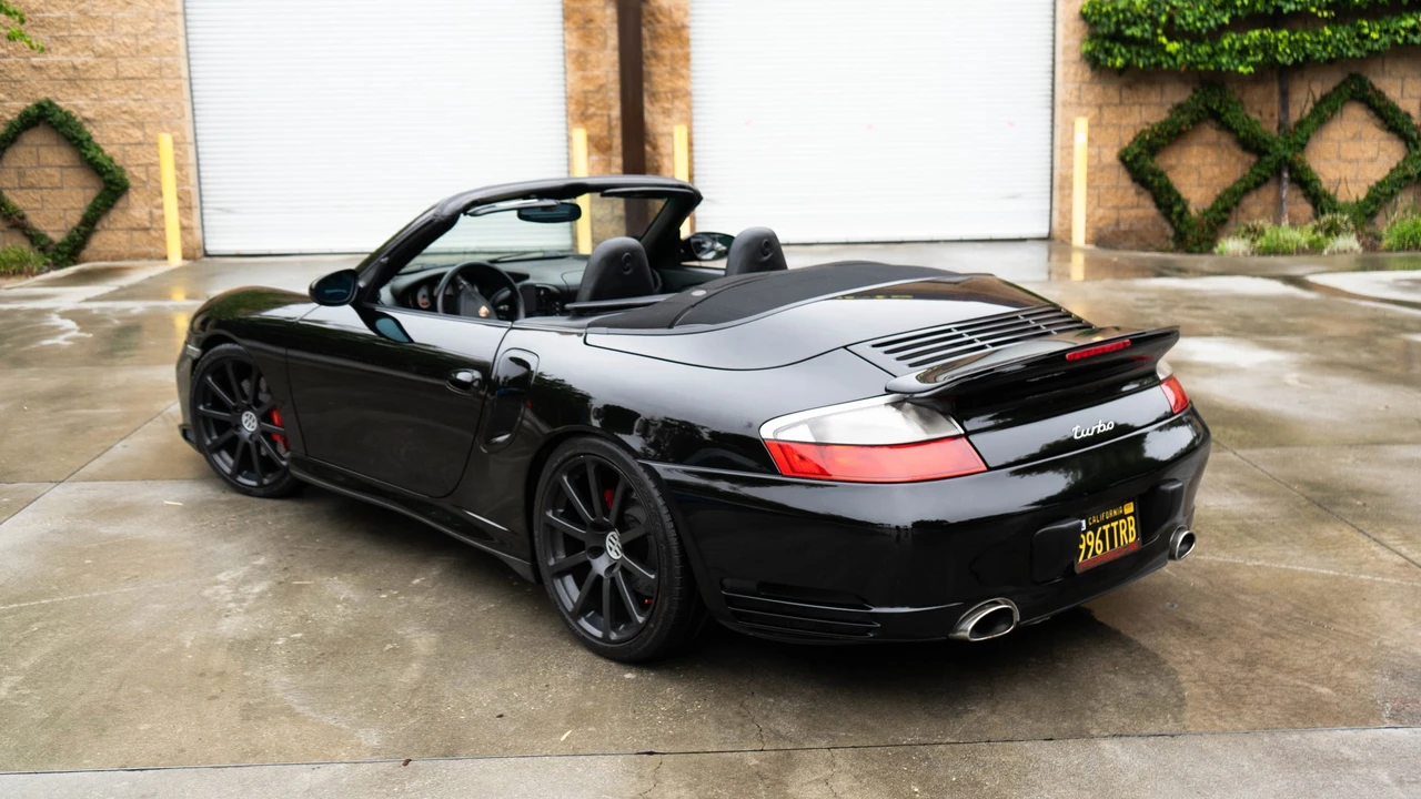 2004 Porsche 996 Turbo - Image 13 of 31