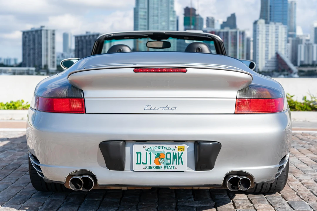 2004 Porsche 996 Turbo - Image 11 of 31
