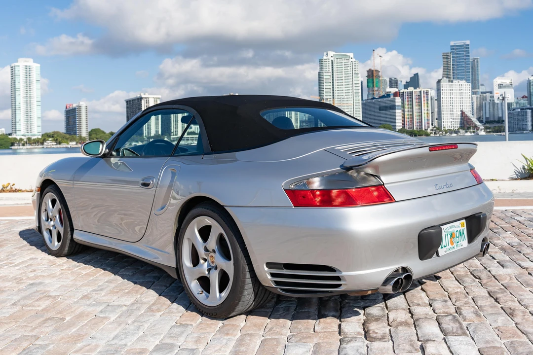 2004 Porsche 996 Turbo - Image 19 of 31