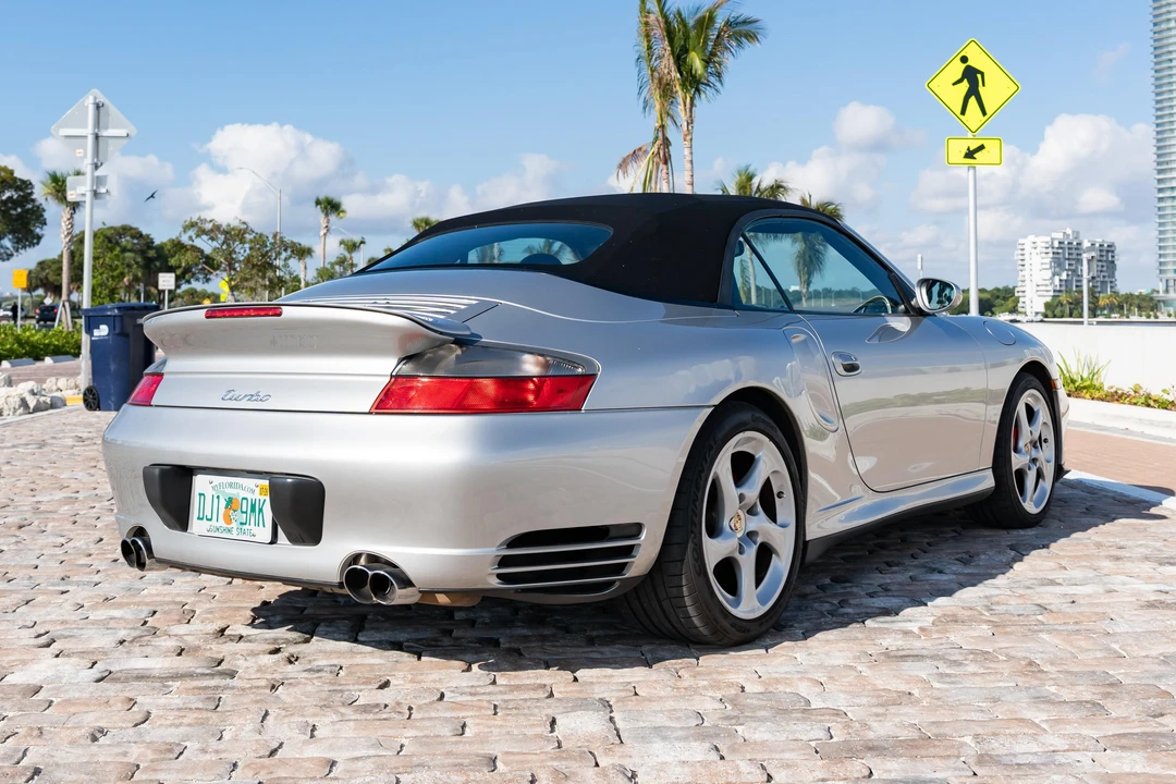 2004 Porsche 996 Turbo - Image 20 of 31
