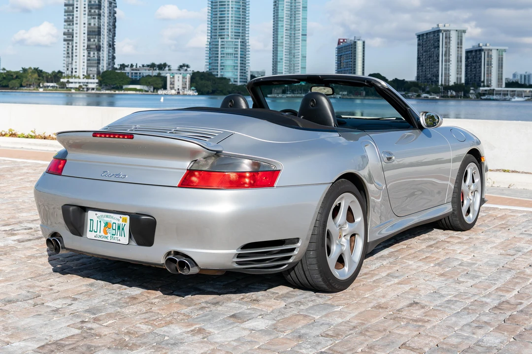 2004 Porsche 996 Turbo - Image 12 of 31