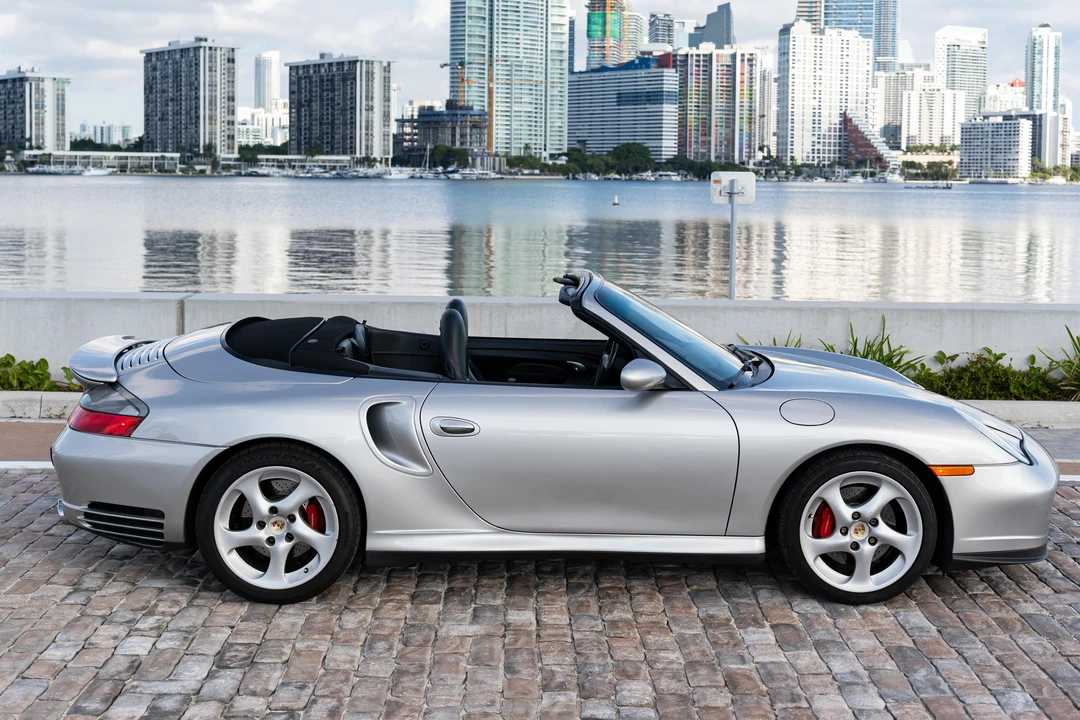 2004 Porsche 996 Turbo - Image 14 of 31