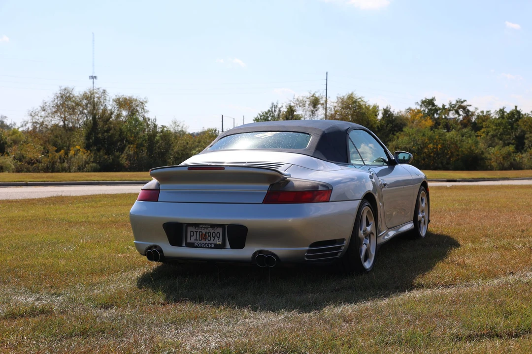 2004 Porsche 996 Turbo - Image 25 of 31