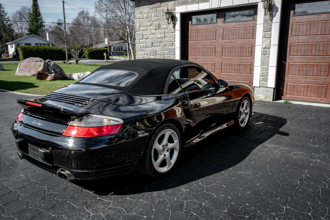 2004 Porsche 996 Turbo - Image 14 of 31