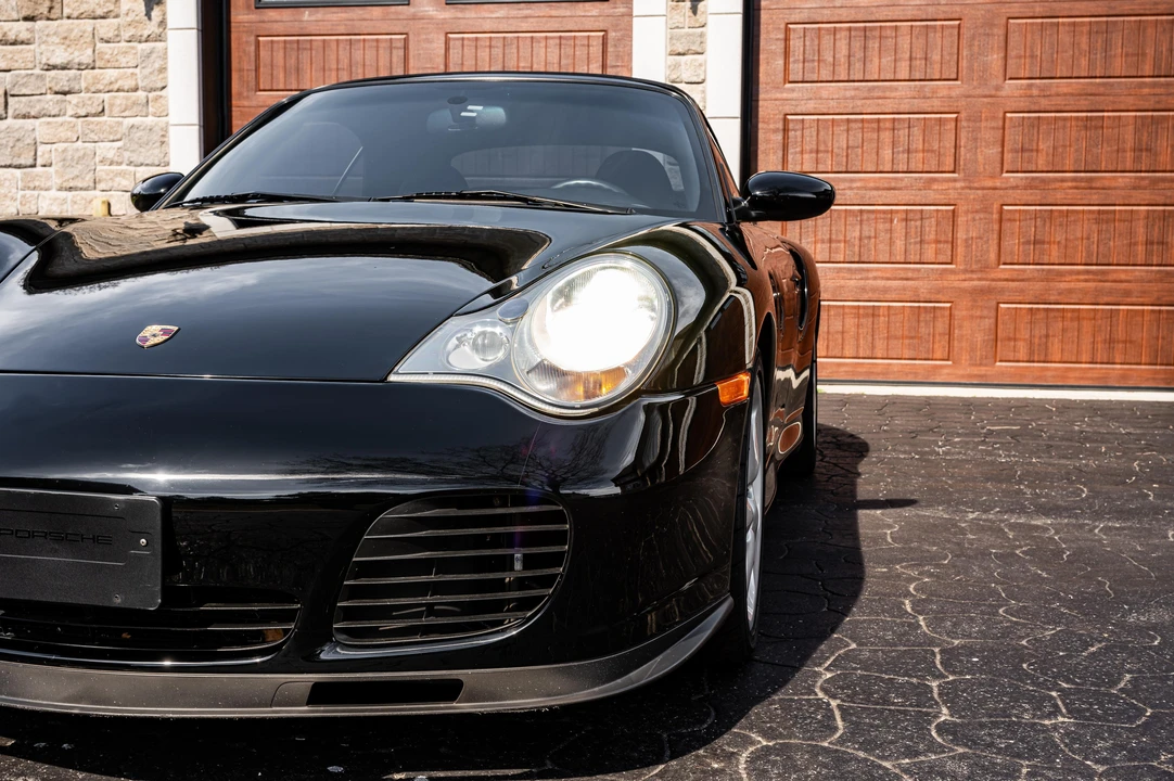 2004 Porsche 996 Turbo - Image 23 of 31
