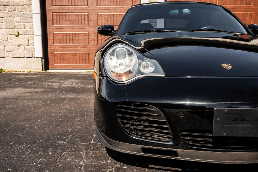 2004 Porsche 996 Turbo - Image 19 of 31