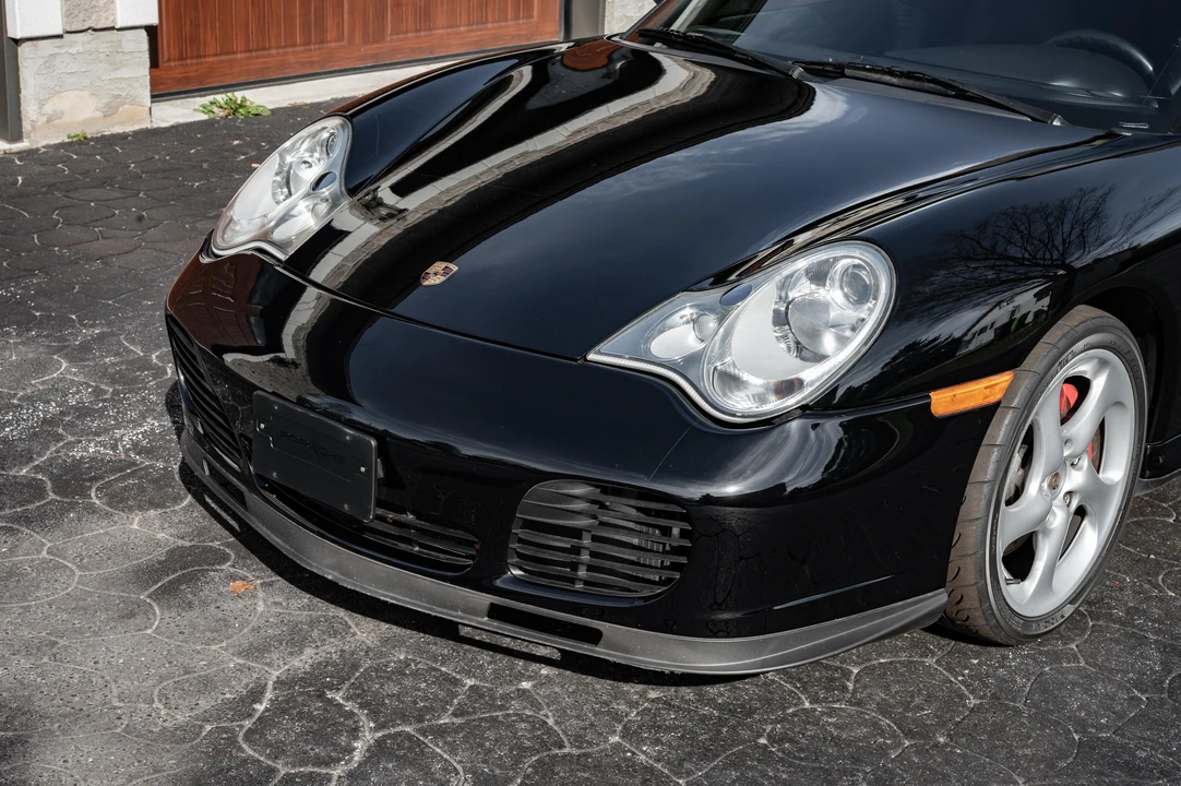 2004 Porsche 996 Turbo - Image 25 of 31