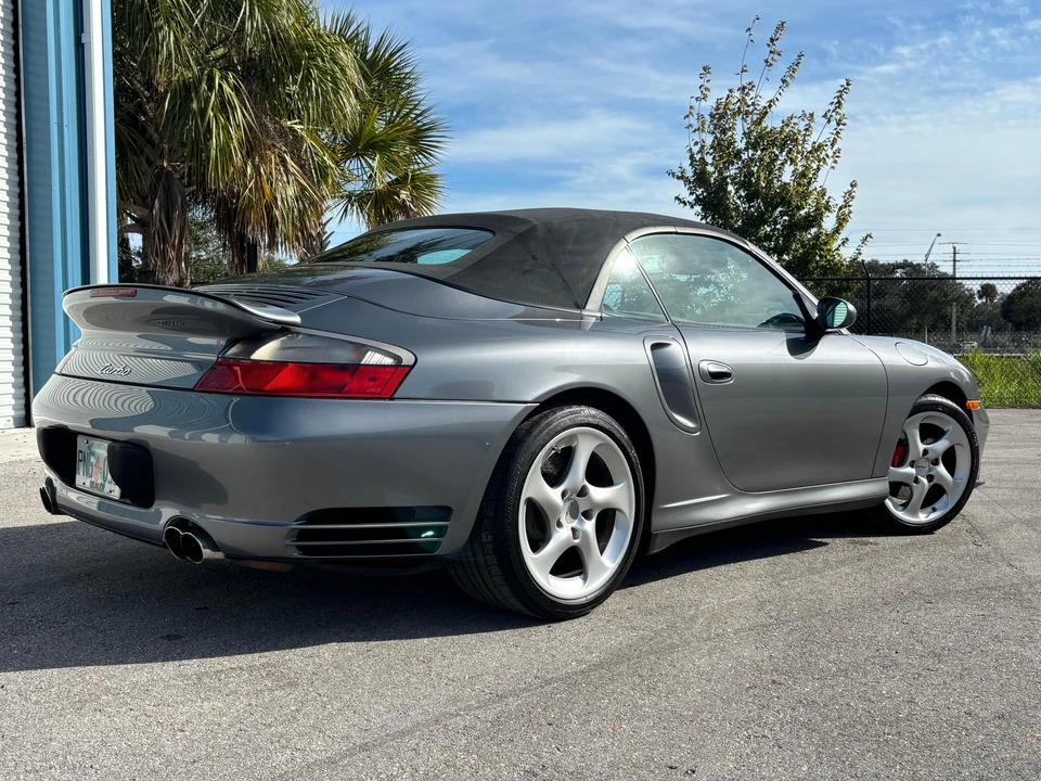 2004 Porsche 996 Turbo - Image 14 of 31
