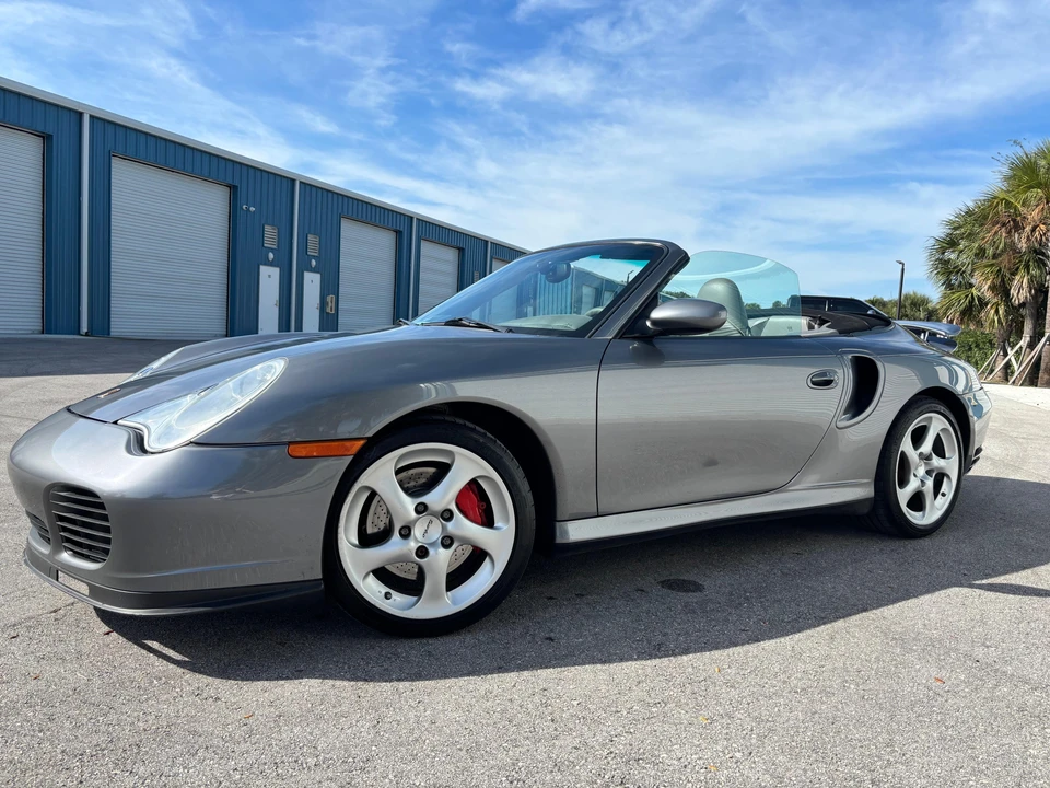 2004 Porsche 996 Turbo - Image 22 of 31